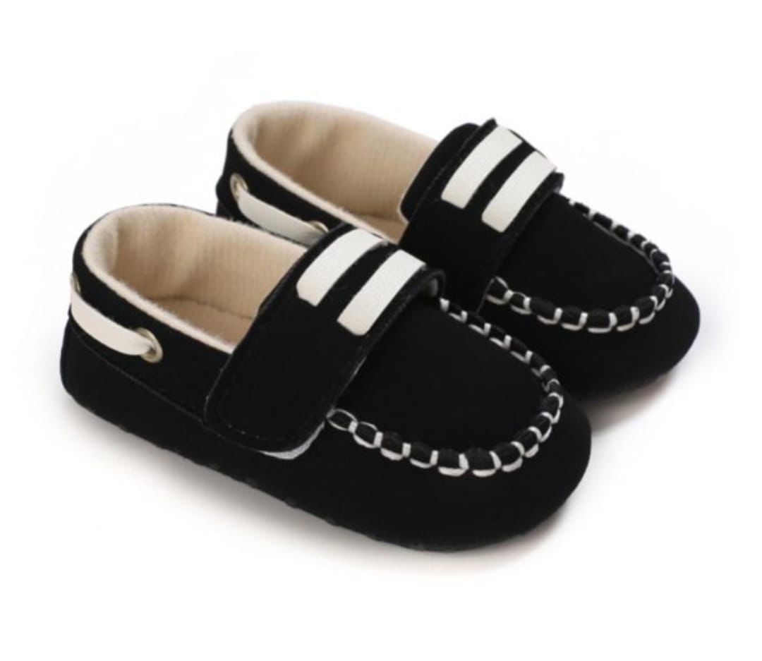 Sneaker Shoes For Baby Boy In New Best Style Black Color babybazar.pk