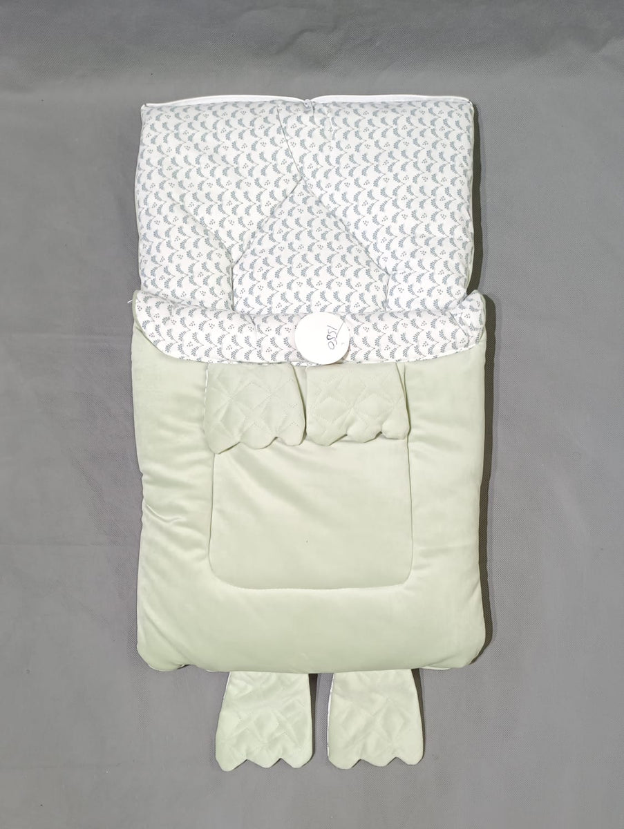 Character Baby Bister | Carry Nest in Light Blue Color main image 1
